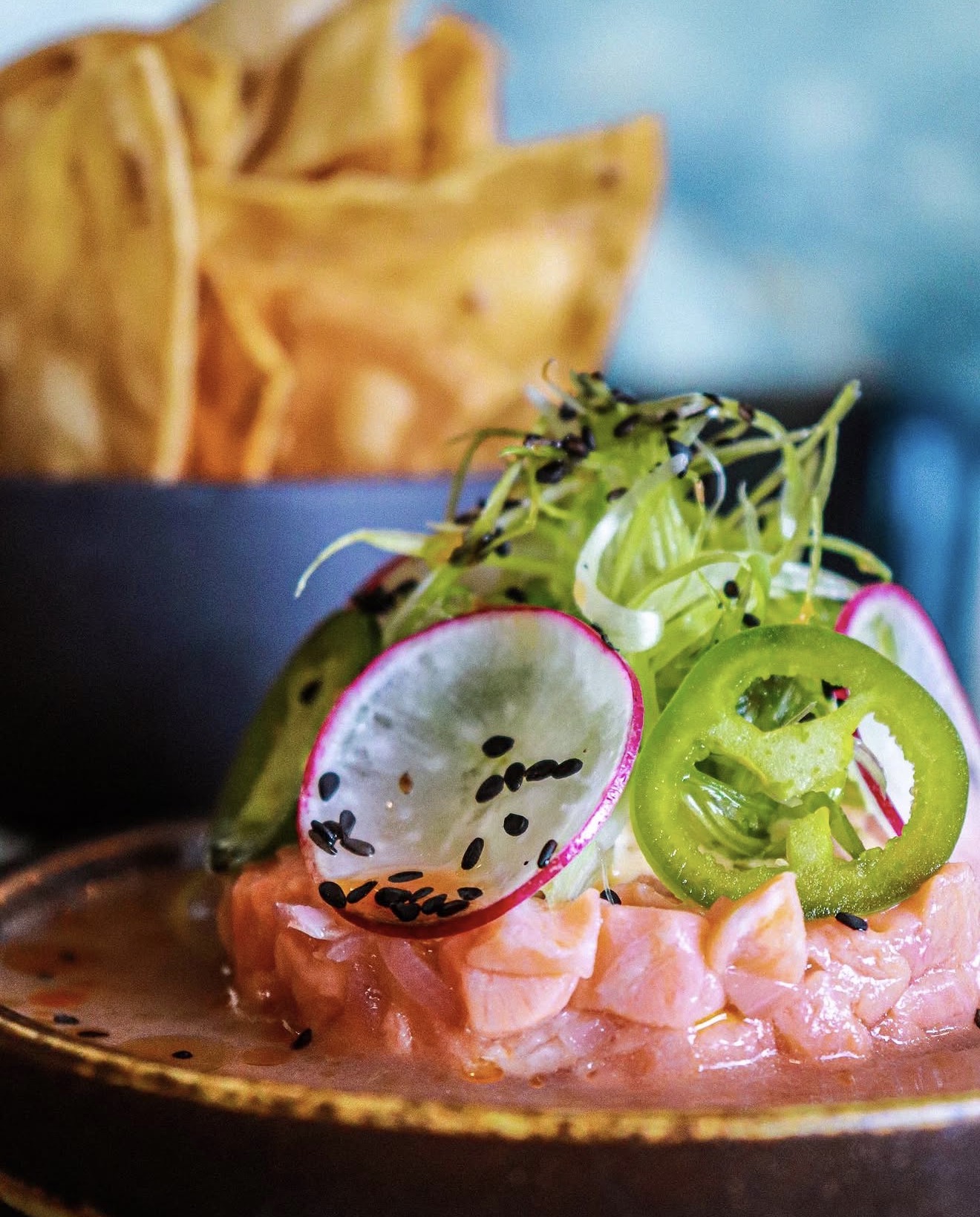 Tartare de poisson et totopos